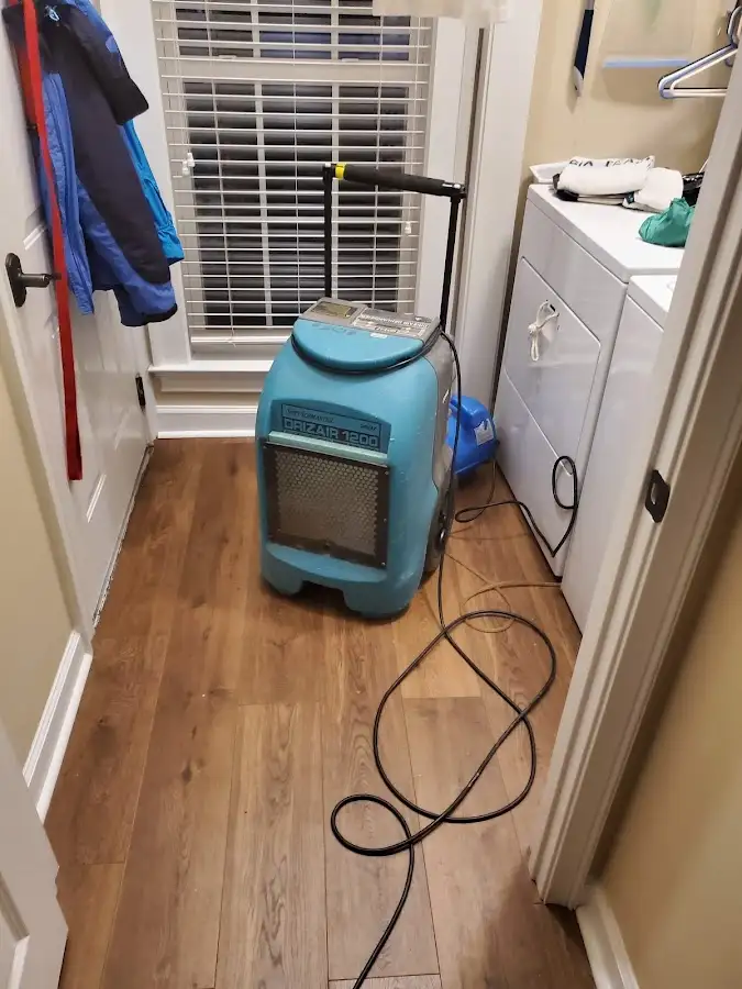 Commercial dehumidifier deployed for Crawl Space Restoration in Lake Forest